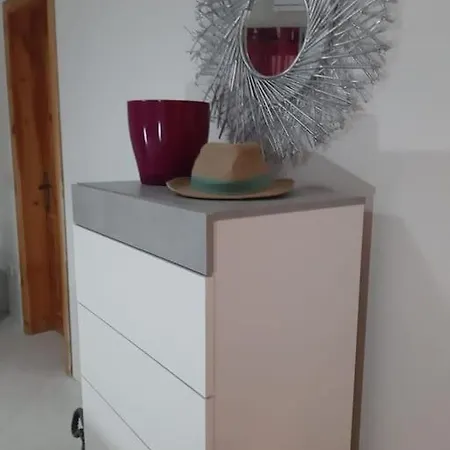 Apartmán Xlendi Home *